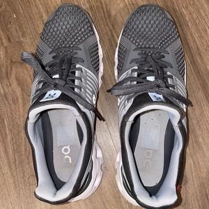 On Cloudswift running shoes